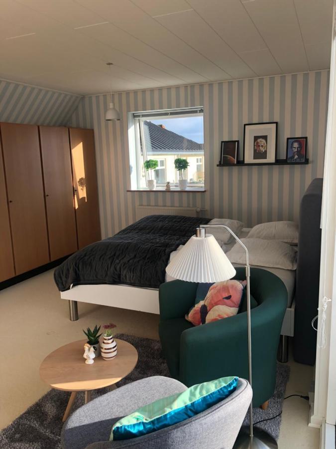 Appartement Dejligt Vaerelse Med Eget Bad Og Havudsigt à Assens Extérieur photo